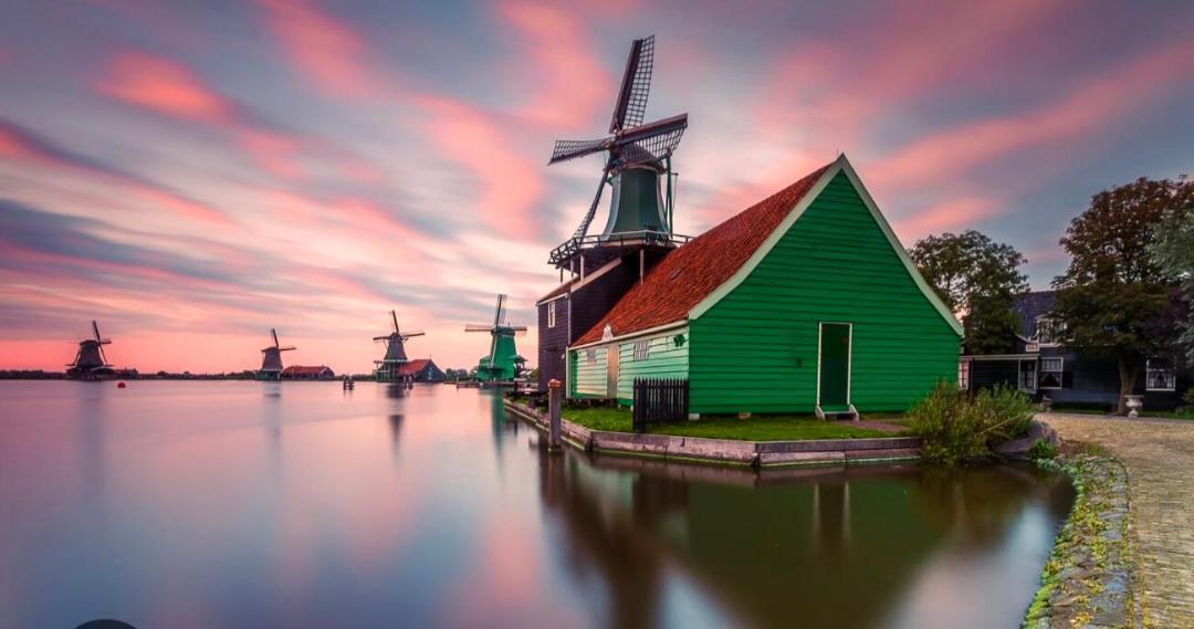 Huisje Britt Met Grote Tuin En Veel Privacy Dirkshorn Exteriér fotografie