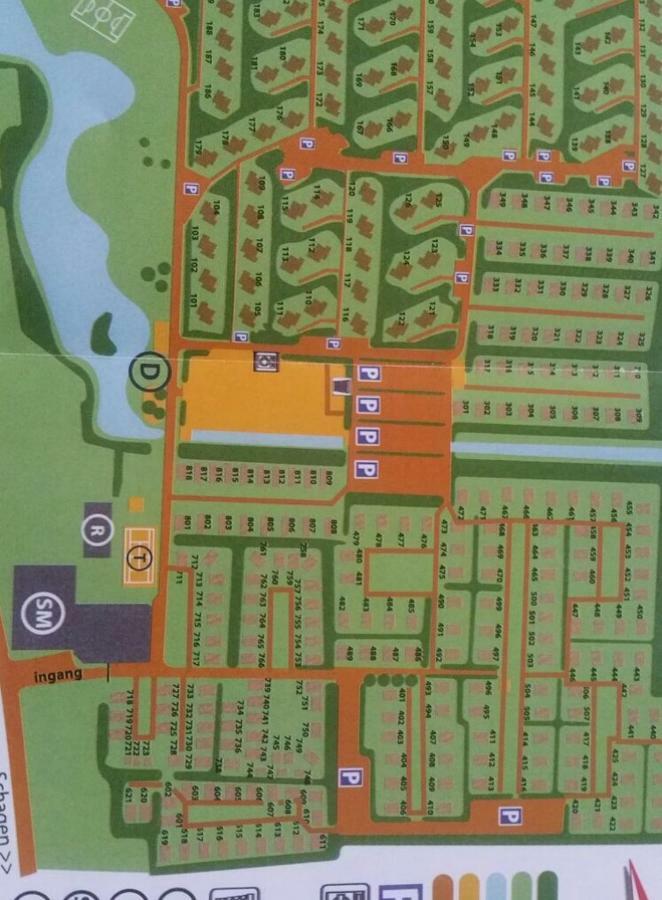 Huisje Britt Met Grote Tuin En Veel Privacy Dirkshorn Exteriér fotografie